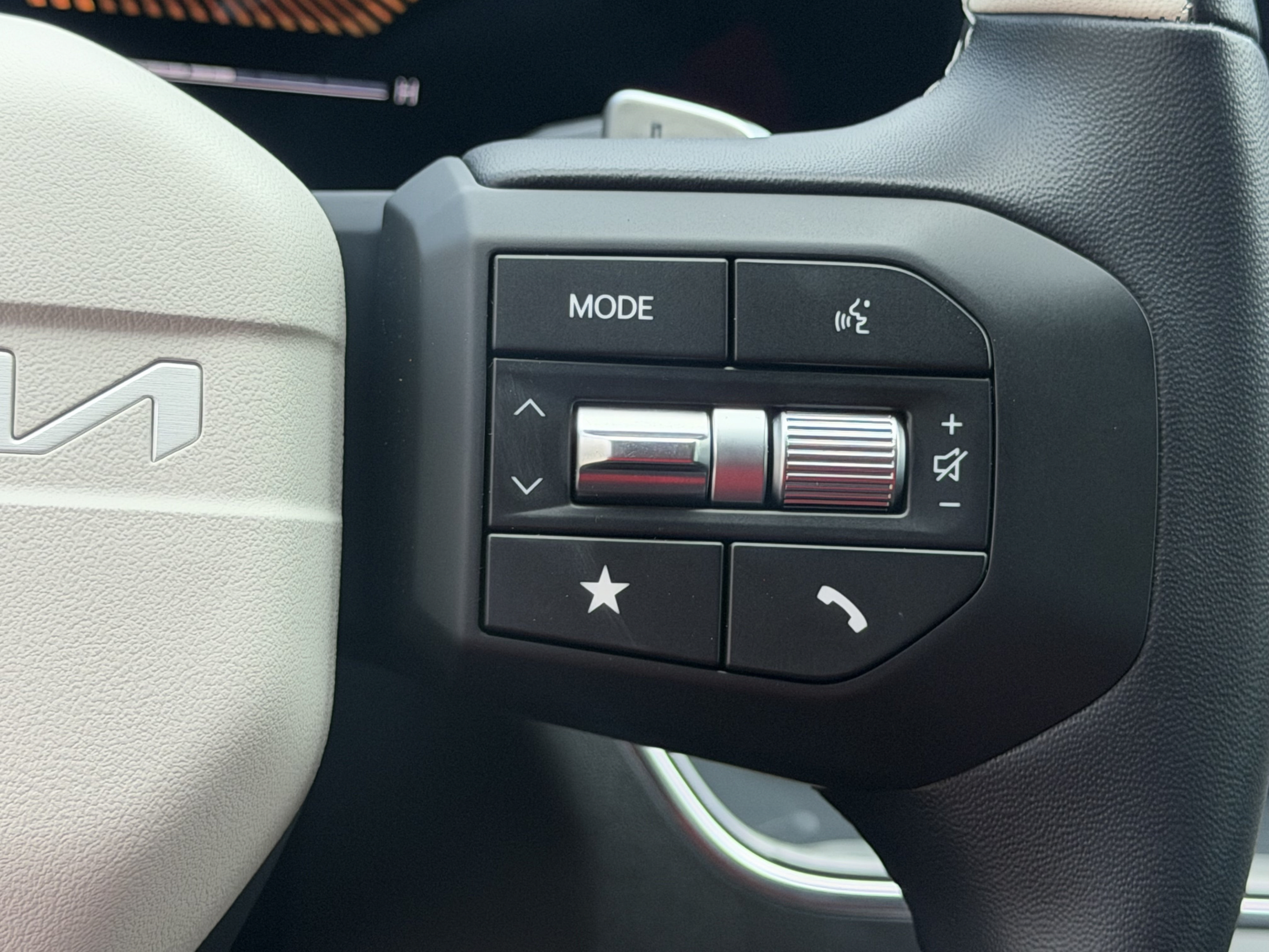 New 2026 Kia K4 EX FWD image 16