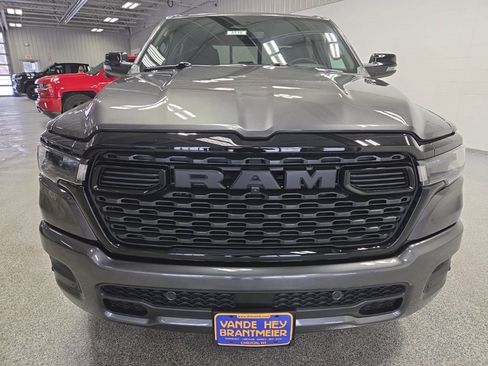 New 2026 RAM 1500 4x4 Crew Cab image 2