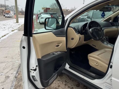 Used 2011 Subaru Tribeca Limited w/ PWR Moonroof Pkg image 8