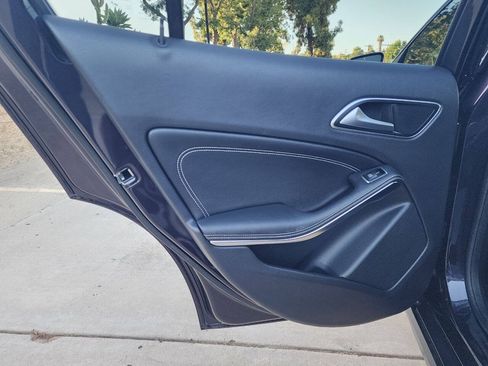 Used 2015 Mercedes-Benz GLA 250 4MATIC image 28