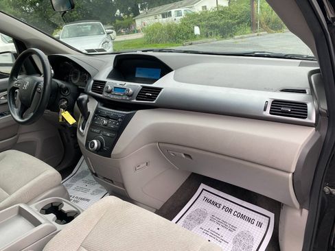 Used 2011 Honda Odyssey EX image 32