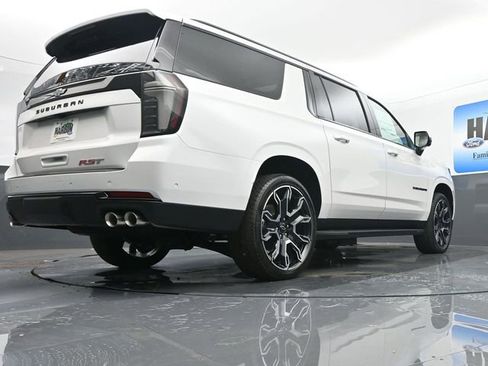 New 2025 Chevrolet Suburban RST w/ RST Capability Package image 25