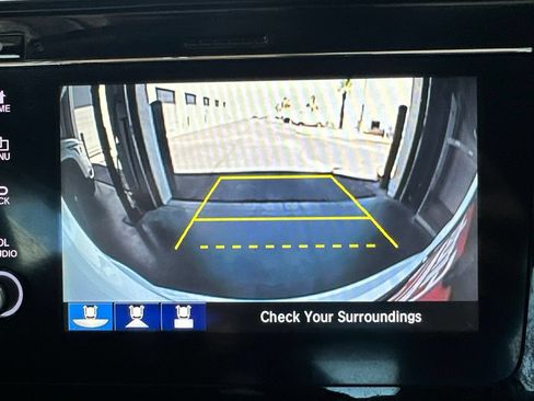 Used 2018 Honda Fit EX image 31