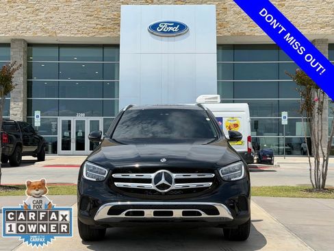 Used 2022 Mercedes-Benz GLC 300 w/ Premium Package Lite image 2