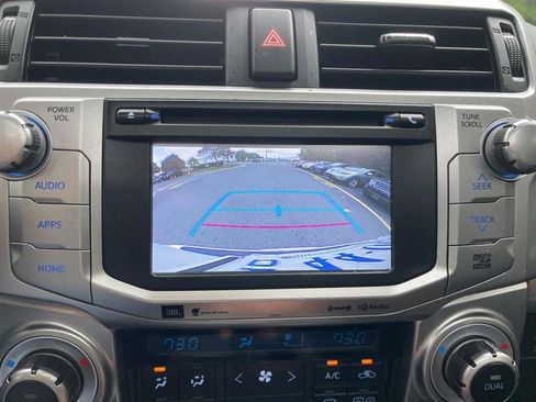 Used 2018 Toyota 4Runner Limited AWD/4WD image 62