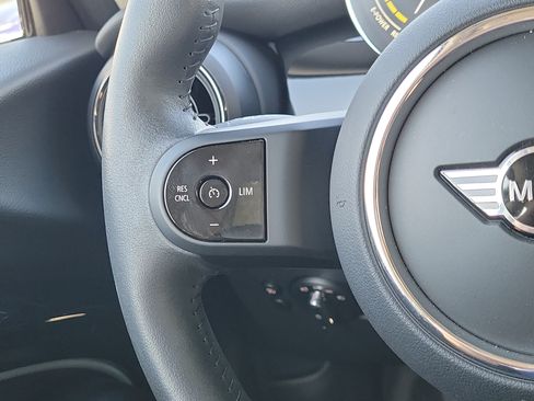 Certified 2024 MINI Cooper SE FWD image 15
