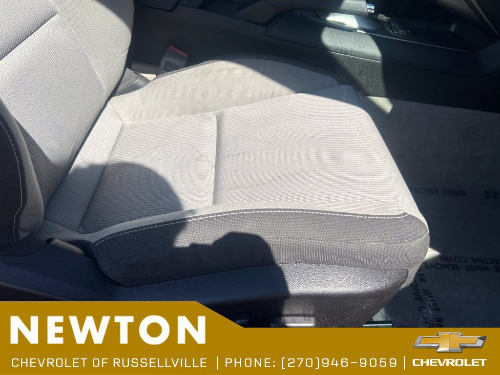 Used 2015 Chevrolet Camaro LT RWD image 22