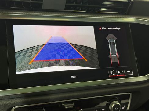 Certified 2025 Audi Q3 2.0T Premium w/ Convenience Package image 25