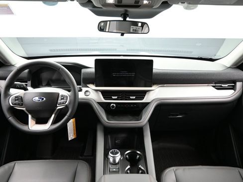 New 2026 Ford Explorer Active w/ Active Comfort Package image 30