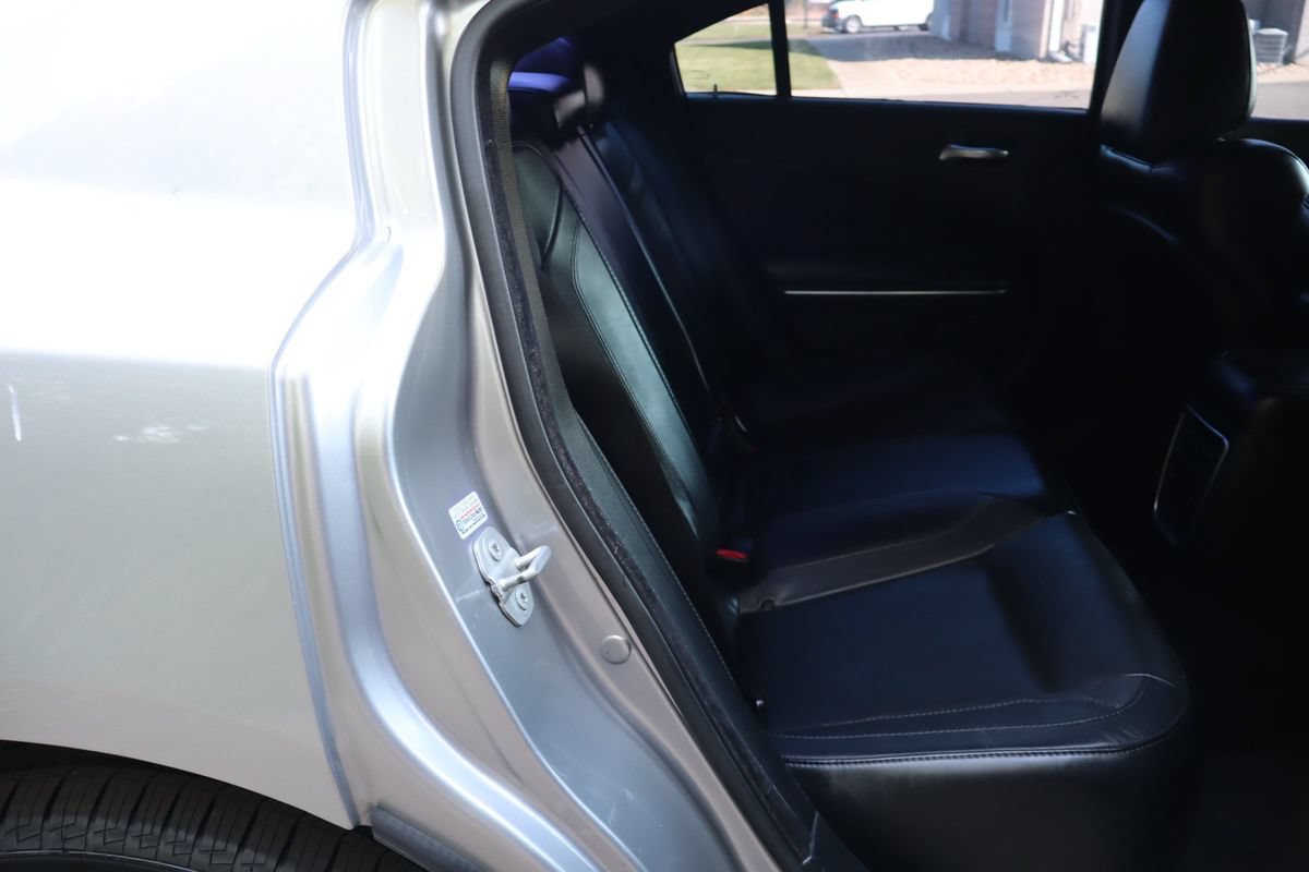 Used 2015 Dodge Charger SXT w/ AWD Plus Group image 21
