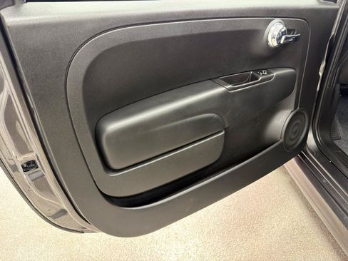 Used 2018 FIAT 500 e w/ Esport Package FWD image 14