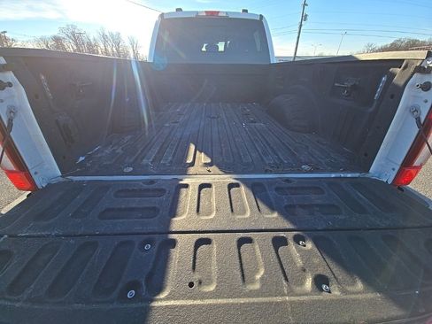 Used 2022 Ford F350 Lariat w/ Lariat Ultimate Package image 15