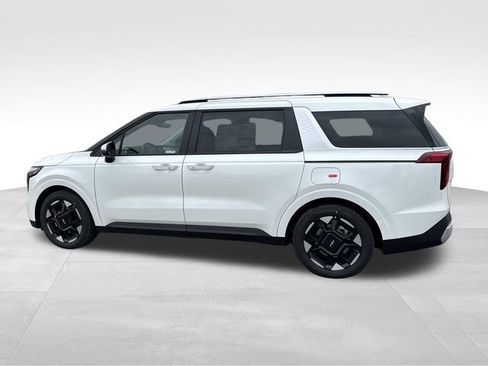 New 2026 Kia Carnival EX FWD image 7