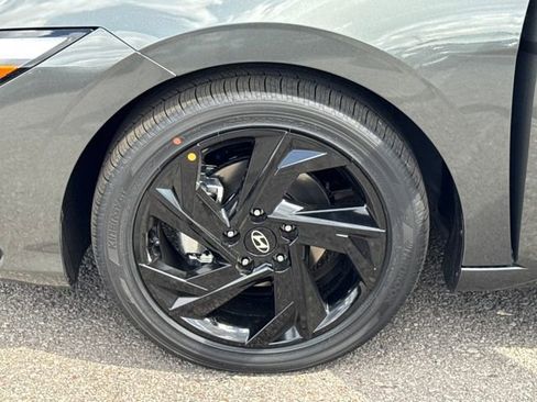 New 2026 Hyundai Elantra SEL Sport Premium FWD image 22