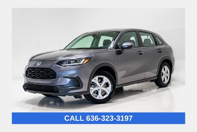 Used 2025 Honda HR-V LX image 1