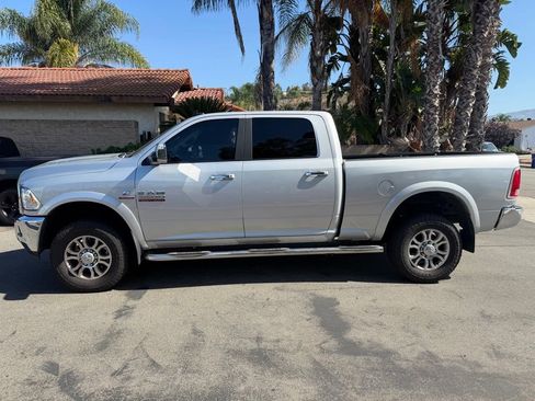 Used 2017 RAM 2500 Laramie AWD/4WD image 9