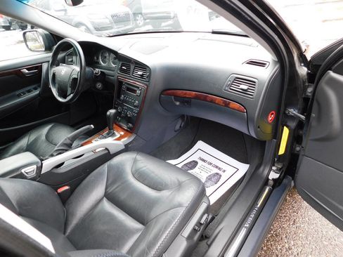 Used 2007 Volvo XC70 image 25