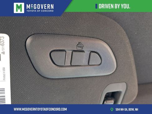 Used 2015 Chevrolet Corvette Stingray Convertible w/ 2LT Preferred Equipment Group RWD image 22