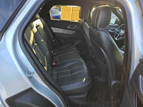 Used 2021 Land Rover Range Rover Velar R-Dynamic S image 12