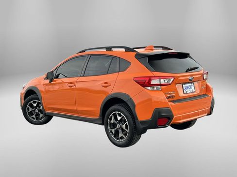 Used 2018 Subaru Crosstrek 2.0i Premium w/ Eyesight System image 2