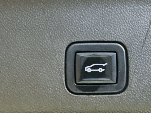Used 2022 GMC Yukon Denali AWD/4WD image 33
