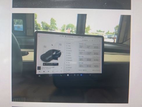 Used 2022 Tesla Model Y Performance AWD/4WD image 6