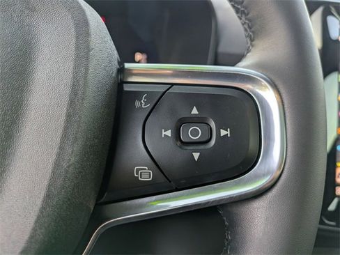 Certified 2023 Volvo C40 P8 Recharge Plus image 19