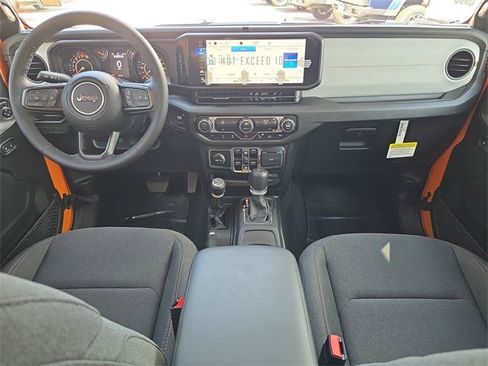 New 2025 Jeep Gladiator Sport image 9
