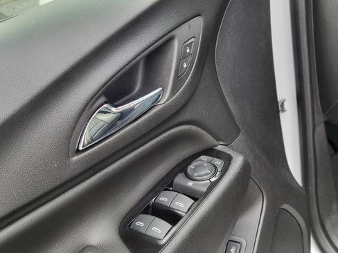 Used 2022 Chevrolet Equinox Premier AWD/4WD image 7