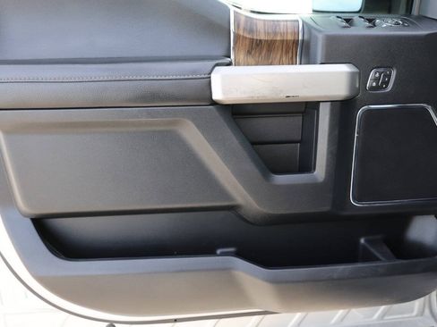Used 2019 Ford F150 Lariat w/ Trailer Tow Package AWD/4WD image 12