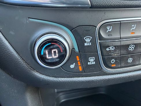Certified 2024 Chevrolet Equinox LT AWD/4WD image 25