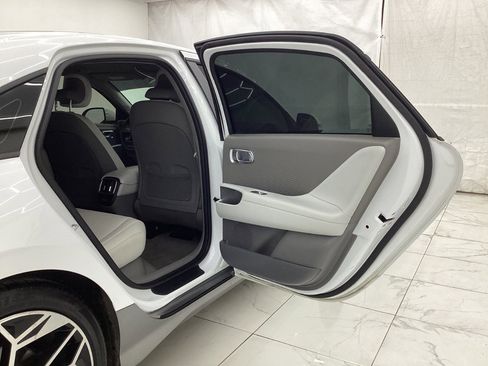 Used 2023 Hyundai Ioniq 6 SEL image 23