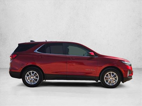 Used 2023 Chevrolet Equinox LT FWD image 4