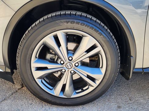 Used 2020 Nissan Murano Platinum w/ Cargo Package image 18