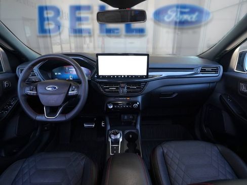 Used 2023 Ford Escape ST-Line Elite w/ Premium Technology Package AWD/4WD image 29