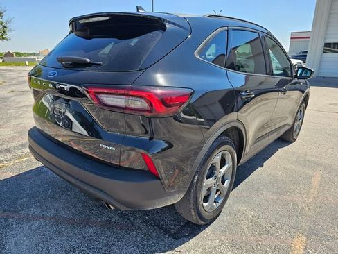 Used 2025 Ford Escape ST-Line AWD/4WD image 8