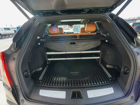 Used 2020 Cadillac XT5 Premium Luxury w/ LPO, Floor Liner Package image 9