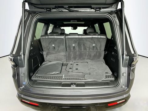 New 2026 Jeep Grand Wagoneer 4WD image 31