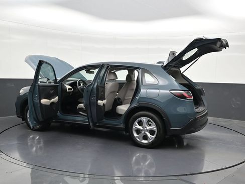 Used 2024 Honda HR-V LX image 35