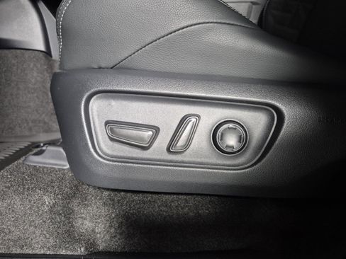 New 2026 Toyota 4Runner 4WD image 17