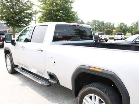Used 2020 GMC Sierra 2500 SLT RWD image 12