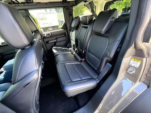 New 2026 Ford Bronco Badlands AWD/4WD image 26