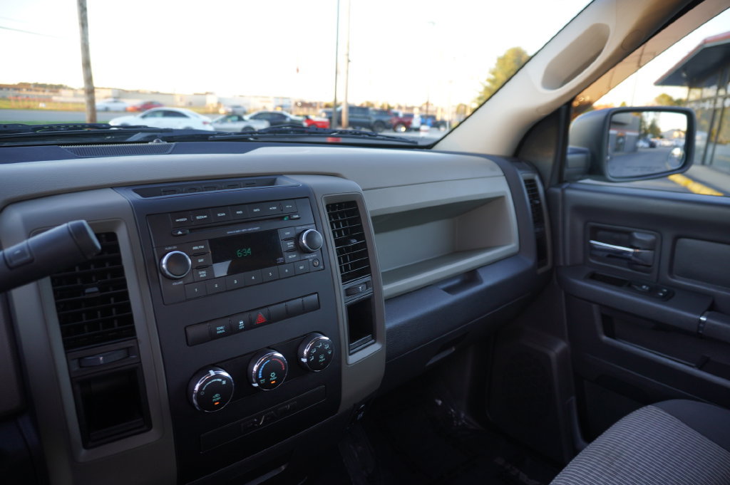 Used 2012 RAM 1500 Express RWD image 19