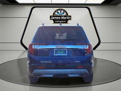 Used 2023 GMC Acadia SLE image 5