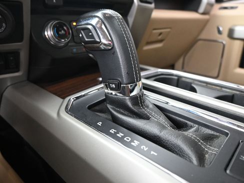 Used 2016 Ford F150 Lariat w/ Equipment Group 502A Luxury image 15