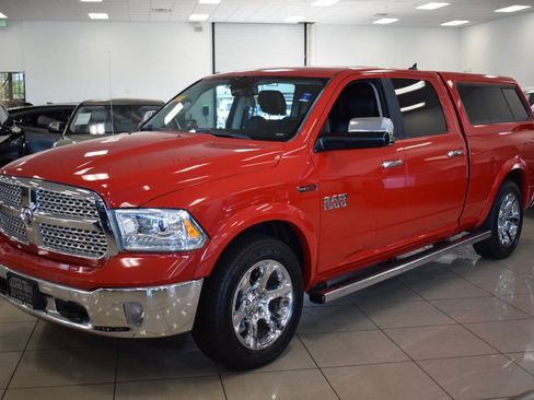 Used 2016 RAM 1500 Laramie w/ Convenience Group AWD/4WD image 5
