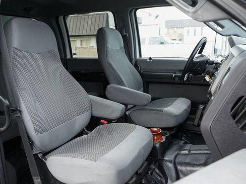 Used 2015 Ford F650 2WD Crew Cab Super Duty image 48
