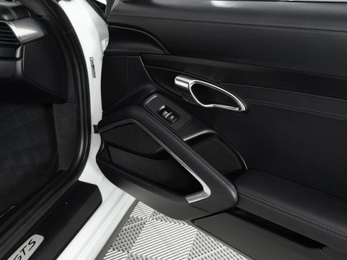 Used 2015 Porsche 911 Carrera GTS w/ Bose Audio Package image 15