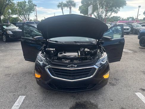 Used 2021 Chevrolet Equinox LT FWD image 11