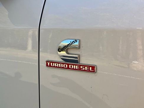 Used 2024 RAM 2500 Laramie AWD/4WD image 5